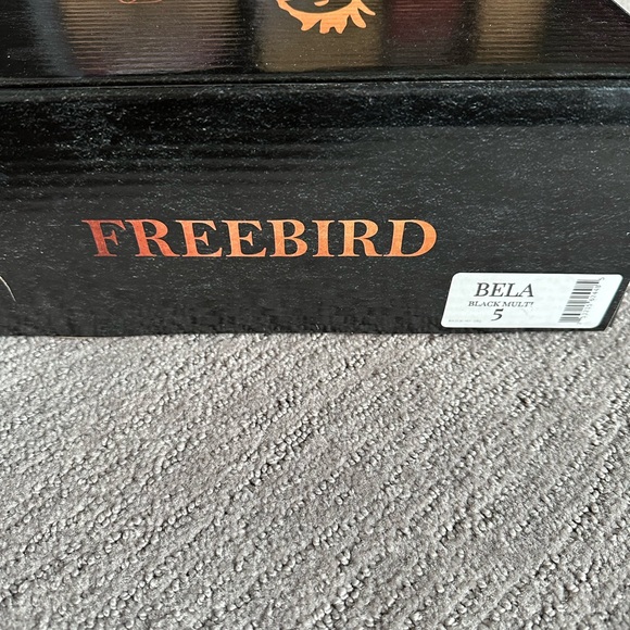 Brand new, Freebird Bela, black multi, size 5 - Picture 7 of 7